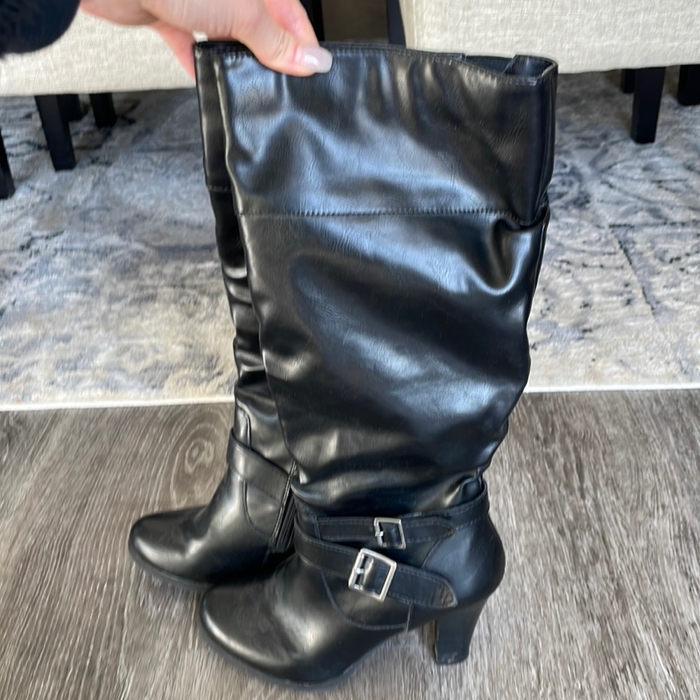 Black Boots